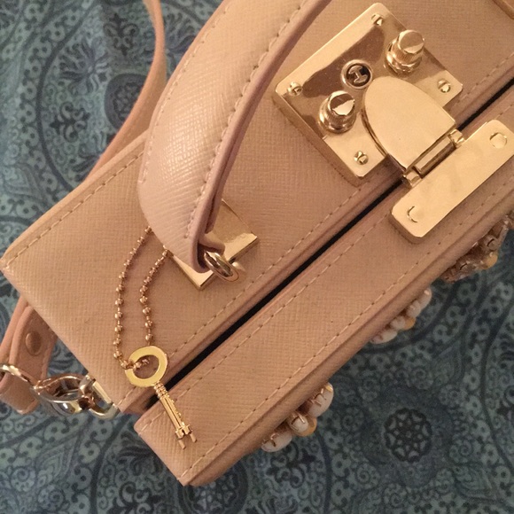 Peachy nude box purse/ shoulder bag 🕯💕 - Picture 4 of 4